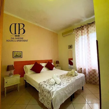 בית הארחה Dal Barone Rooms&apartment