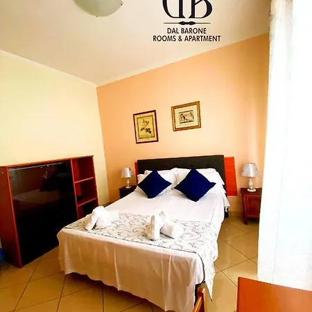 Dal Barone Rooms&apartment בית הארחה טרופאה